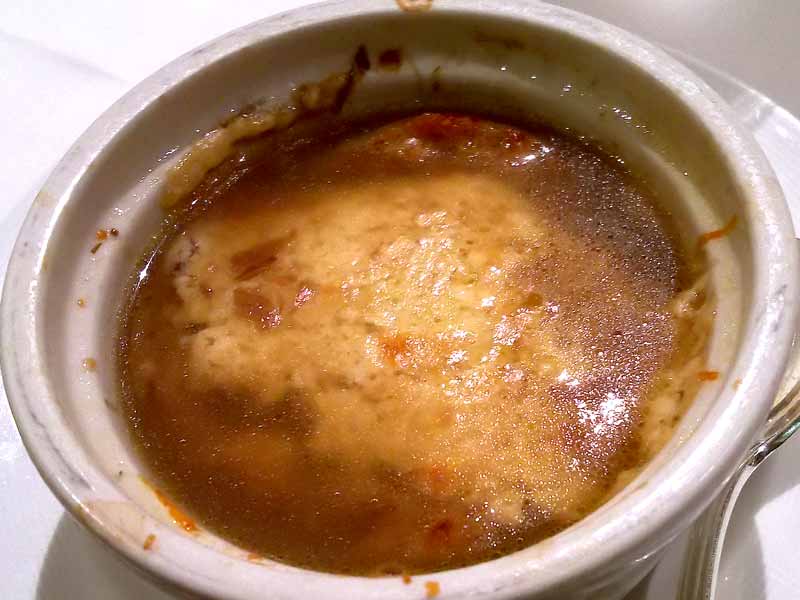 フレンチオニオンスープ